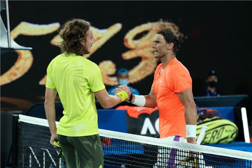 惊天逆转！游泳战队挺进四强