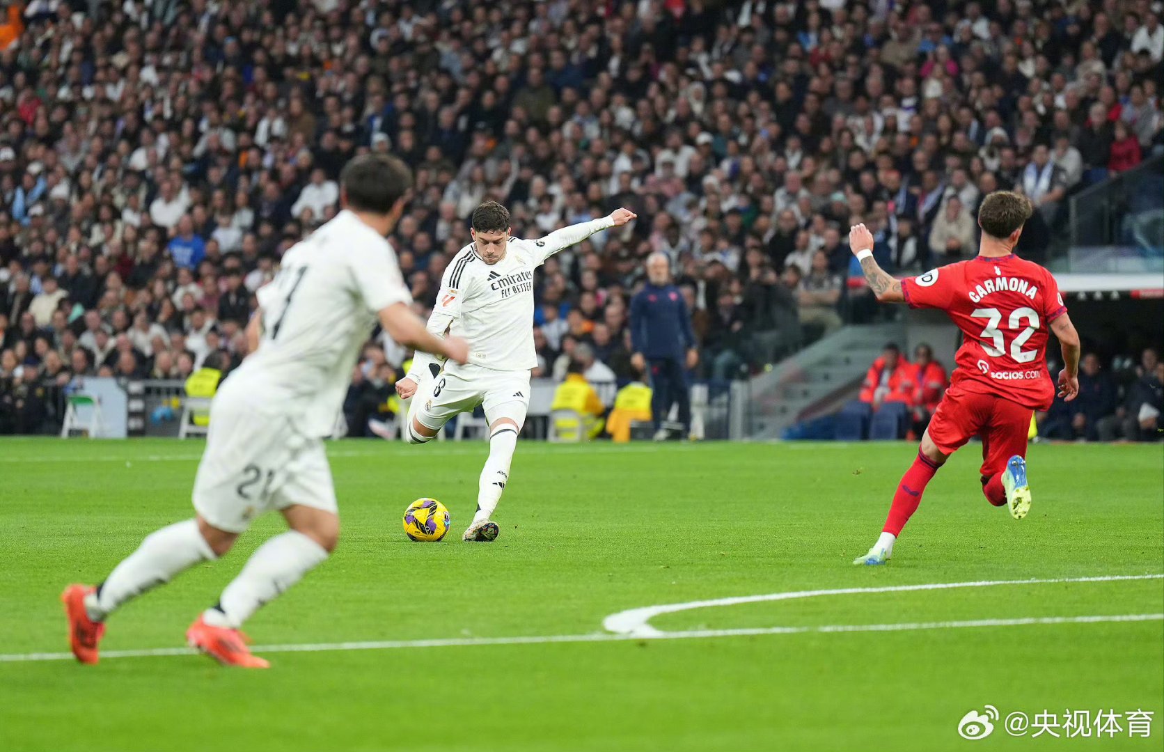 切尔西险胜皇马,C罗点燃赛场 切尔西险胜皇马,C罗点燃赛场