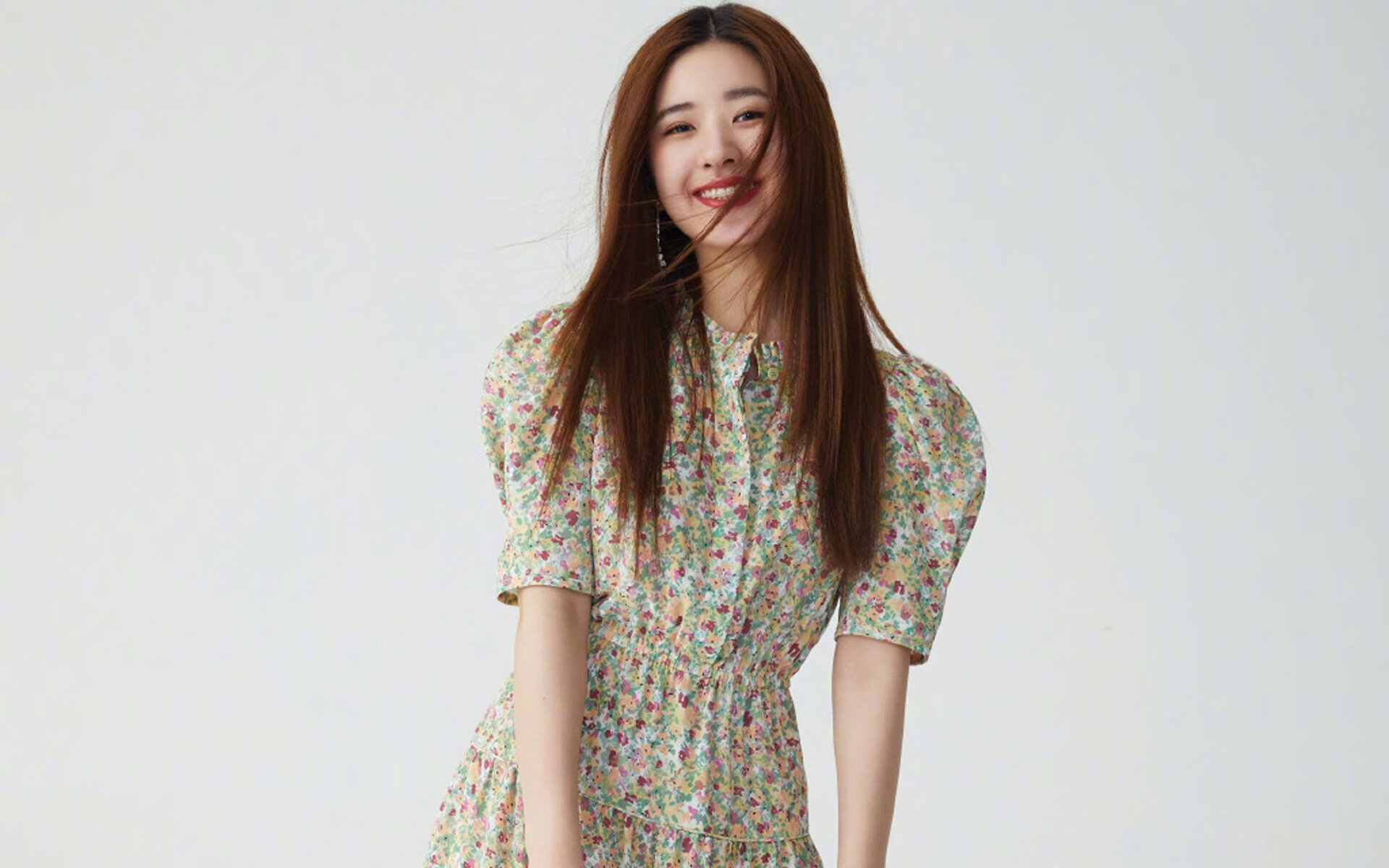 阿什拉夫一传一射导演逆转，当巨星价值照亮温布利