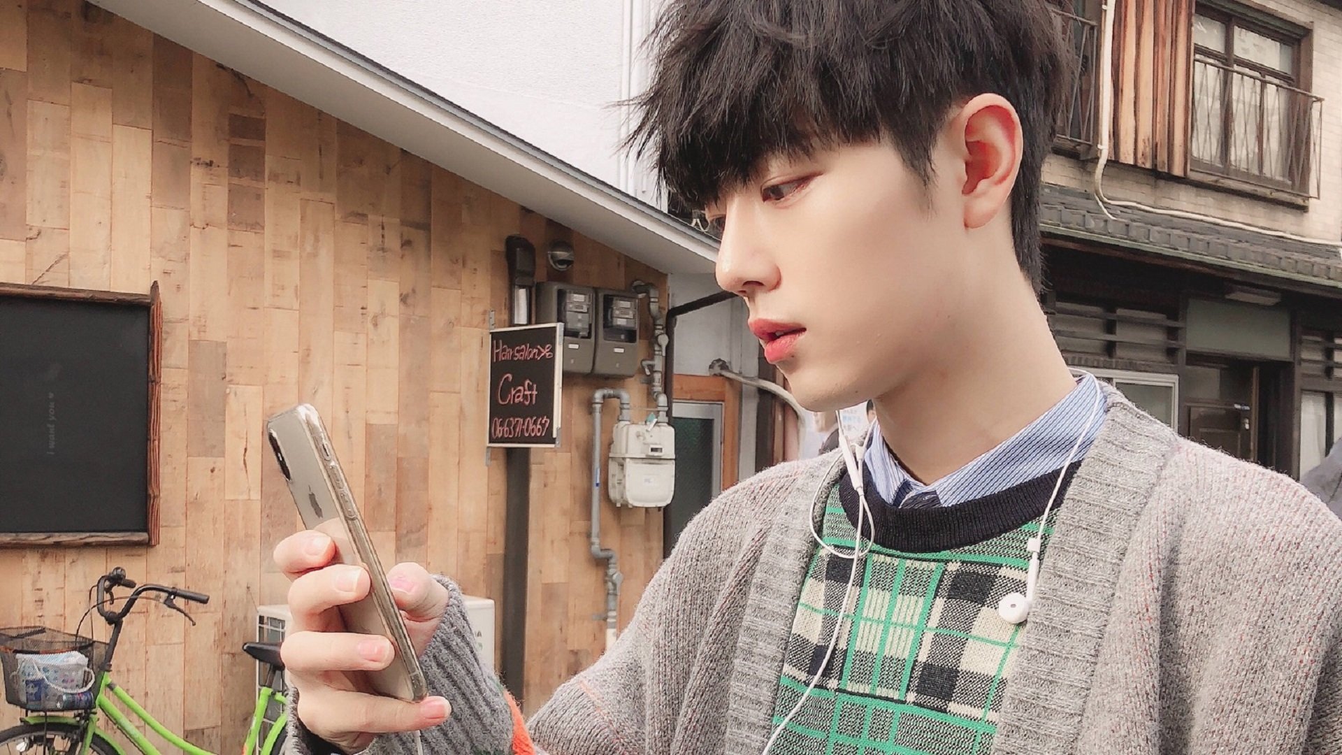 篮球血统的双重奏，传统王座的守成与新生天命的叩门